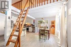 Vaulted living room space, loft & open kitchen - 