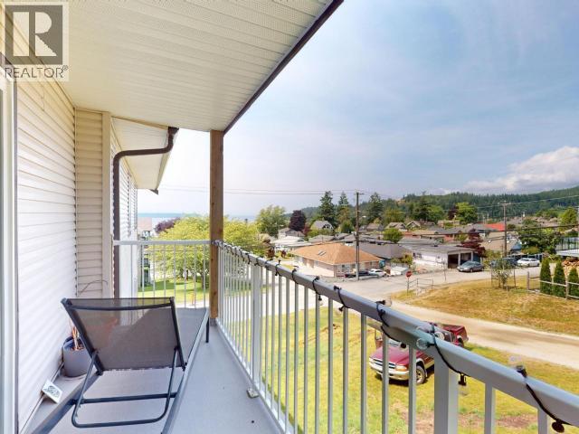 307-5700 Willow Ave, Powell River, BC - Outdoor With Balcony With View With Exterior