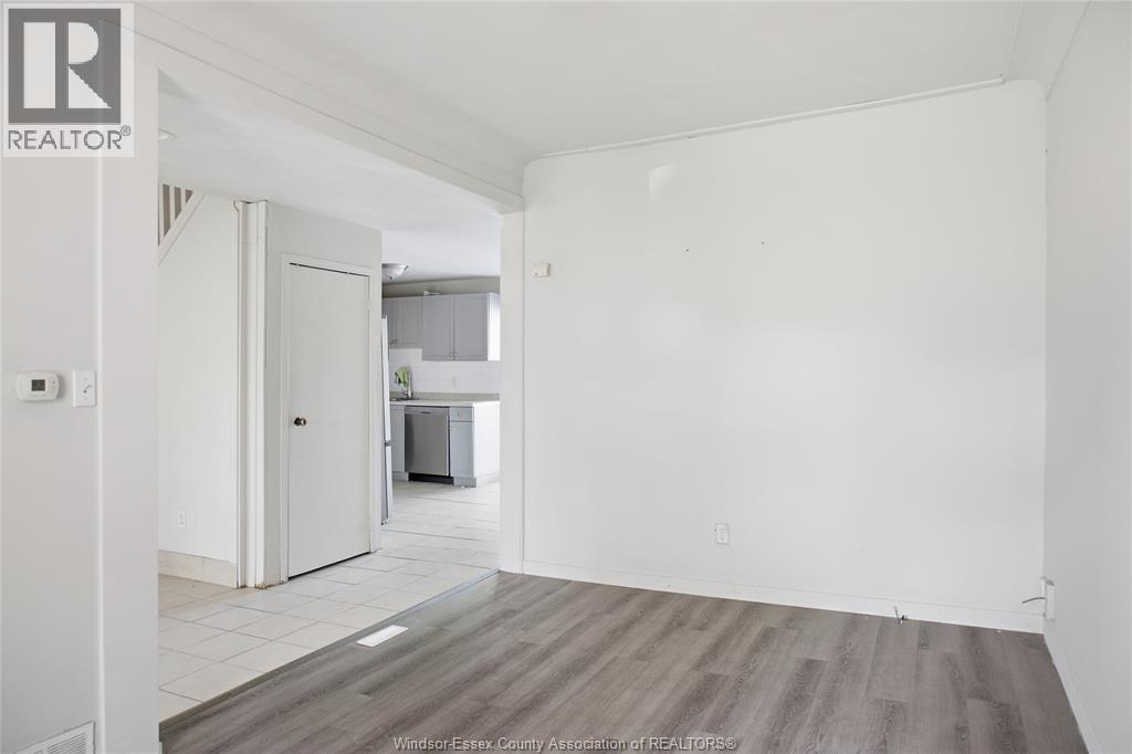 977 Gladstone, Windsor, ON - Indoor Photo Showing Other Room
