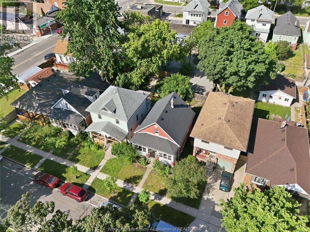 977 Gladstone, Windsor, ON - Outdoor With View