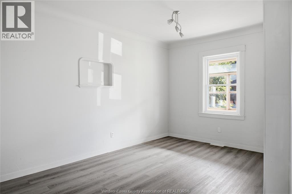 977 Gladstone, Windsor, ON - Indoor Photo Showing Other Room