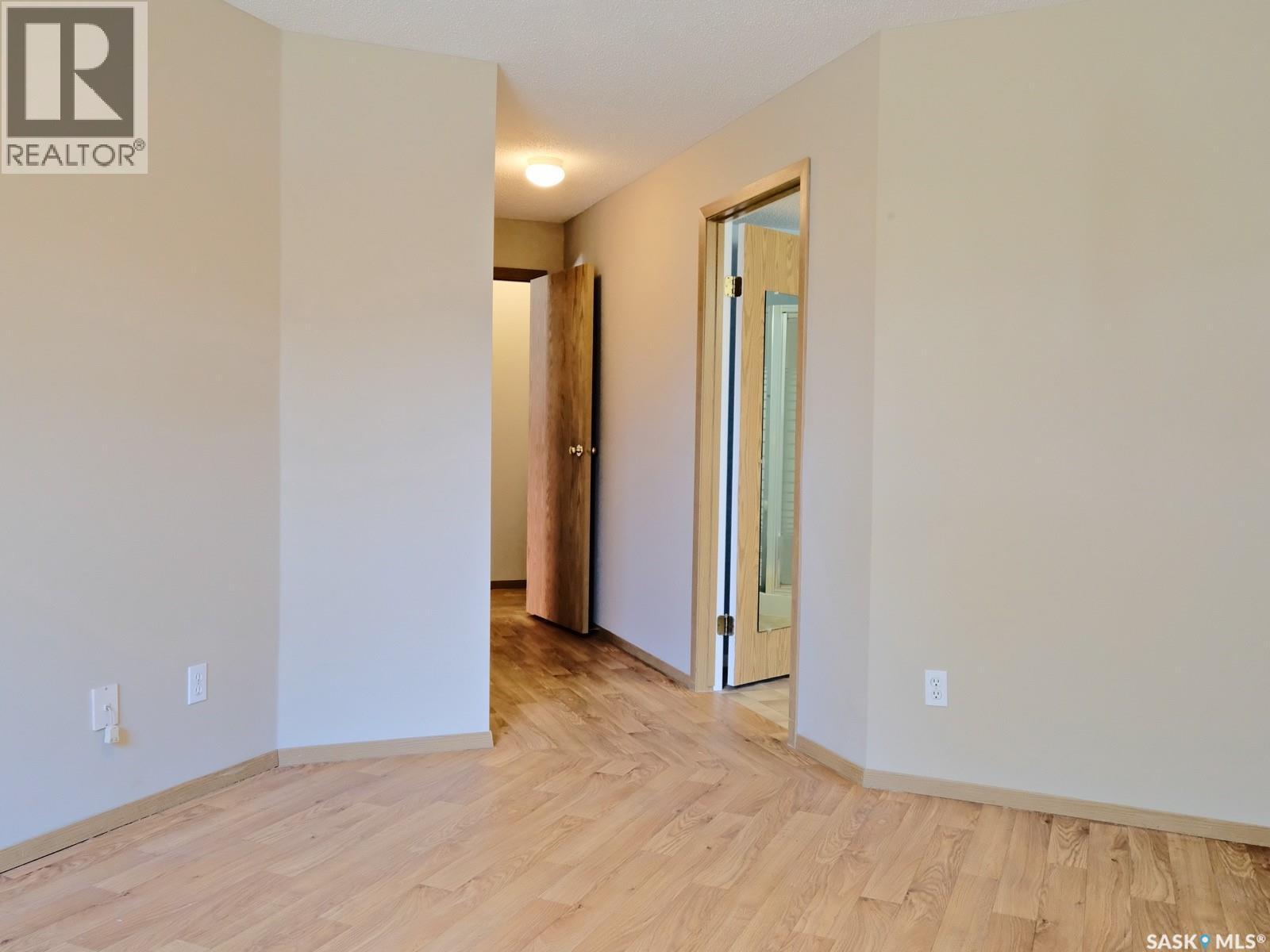 101 114 Third Avenue E, Rosetown, SK - Indoor Photo Showing Other Room