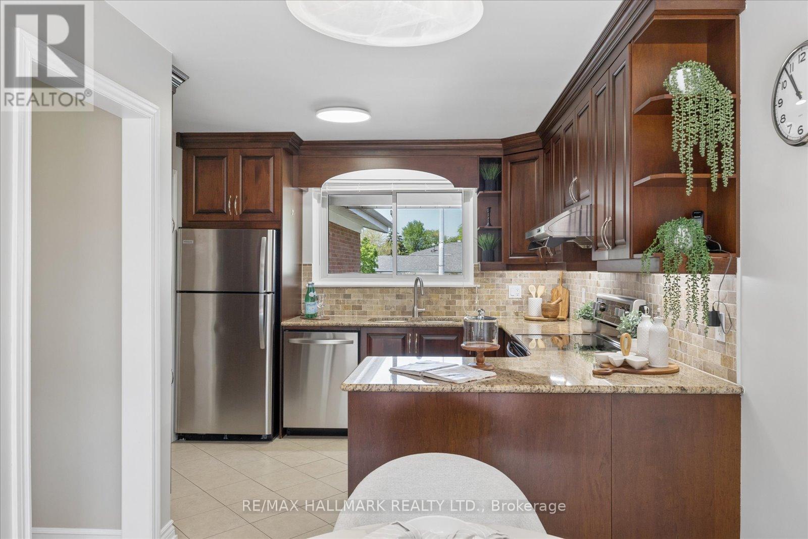 73 Fulbert Crescent, Toronto, ON - Indoor