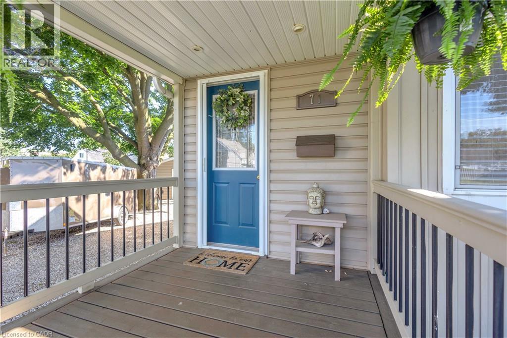 71 Alexander Drive, Brantford, ON - Outdoor With Deck Patio Veranda With Exterior