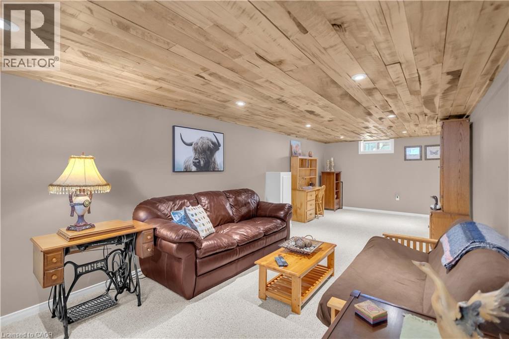 71 Alexander Drive, Brantford, ON - Indoor