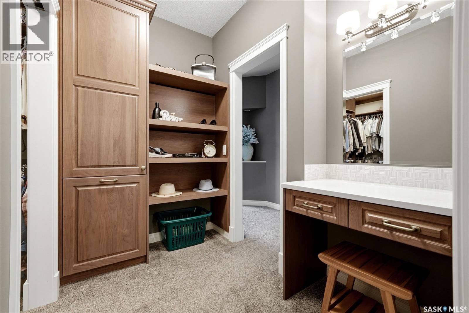 3505 Green Brook Road, Regina, SK - Indoor