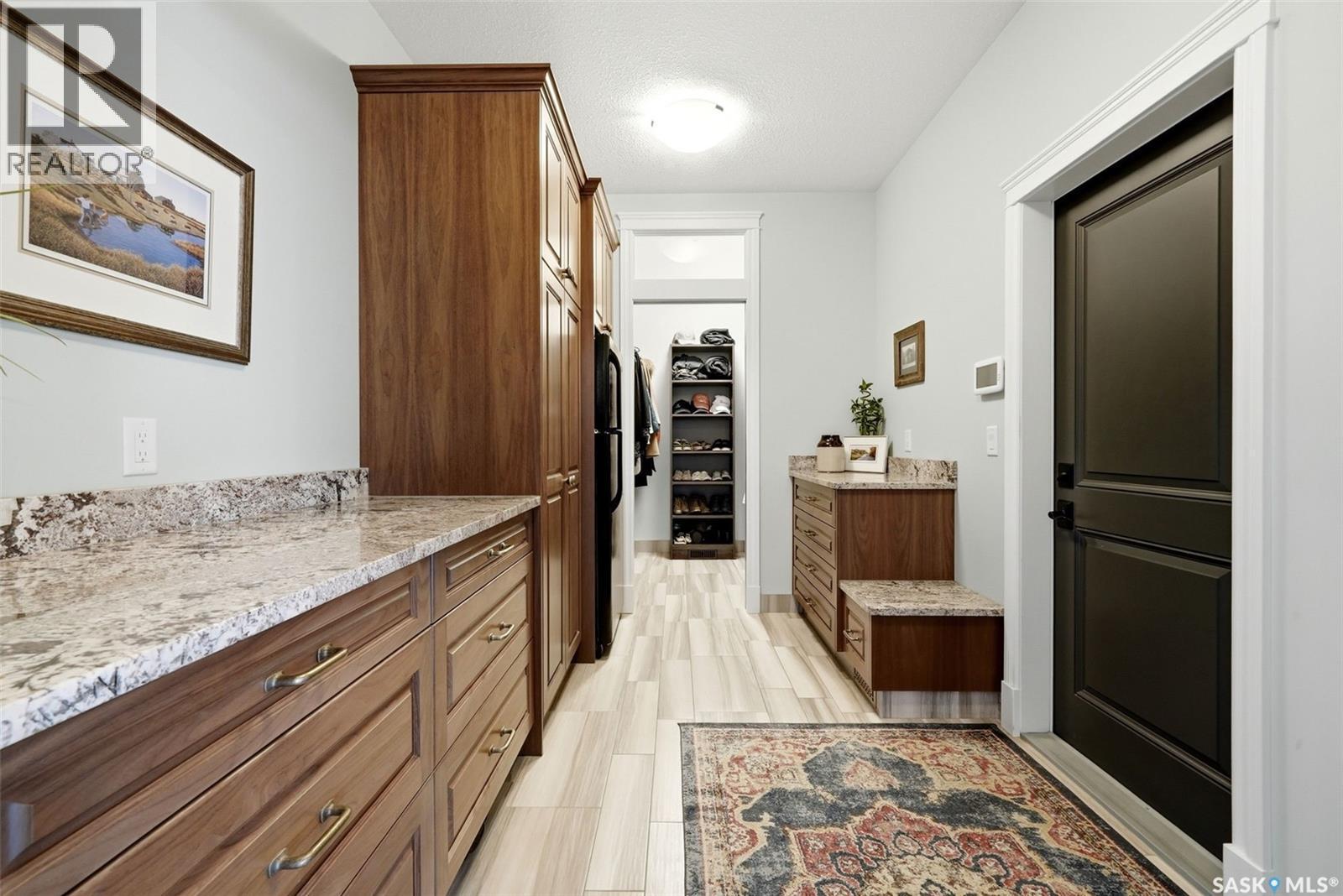 3505 Green Brook Road, Regina, SK - Indoor