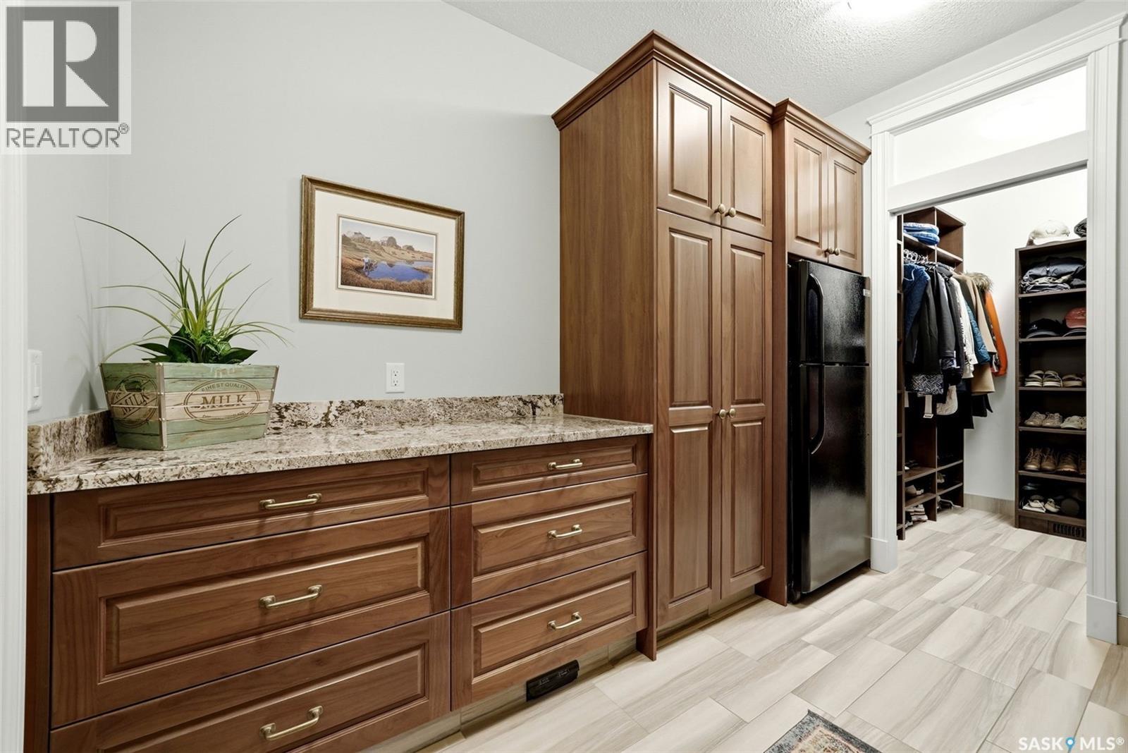 3505 Green Brook Road, Regina, SK - Indoor