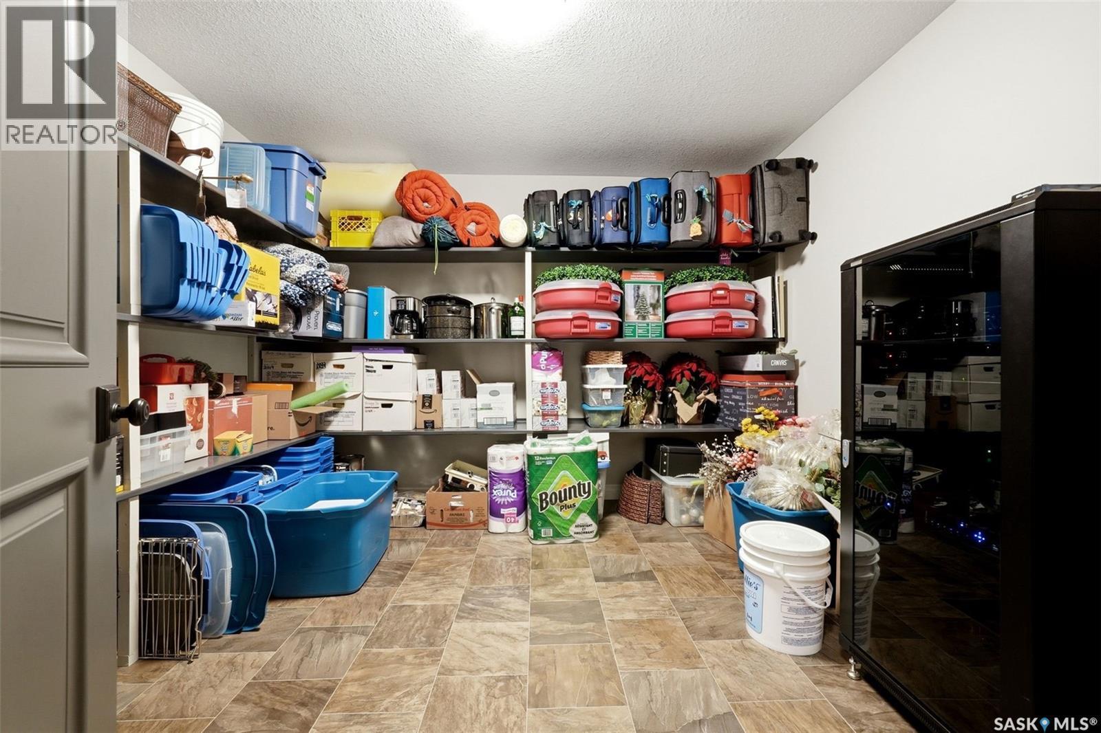 3505 Green Brook Road, Regina, SK - Indoor Photo Showing Other Room