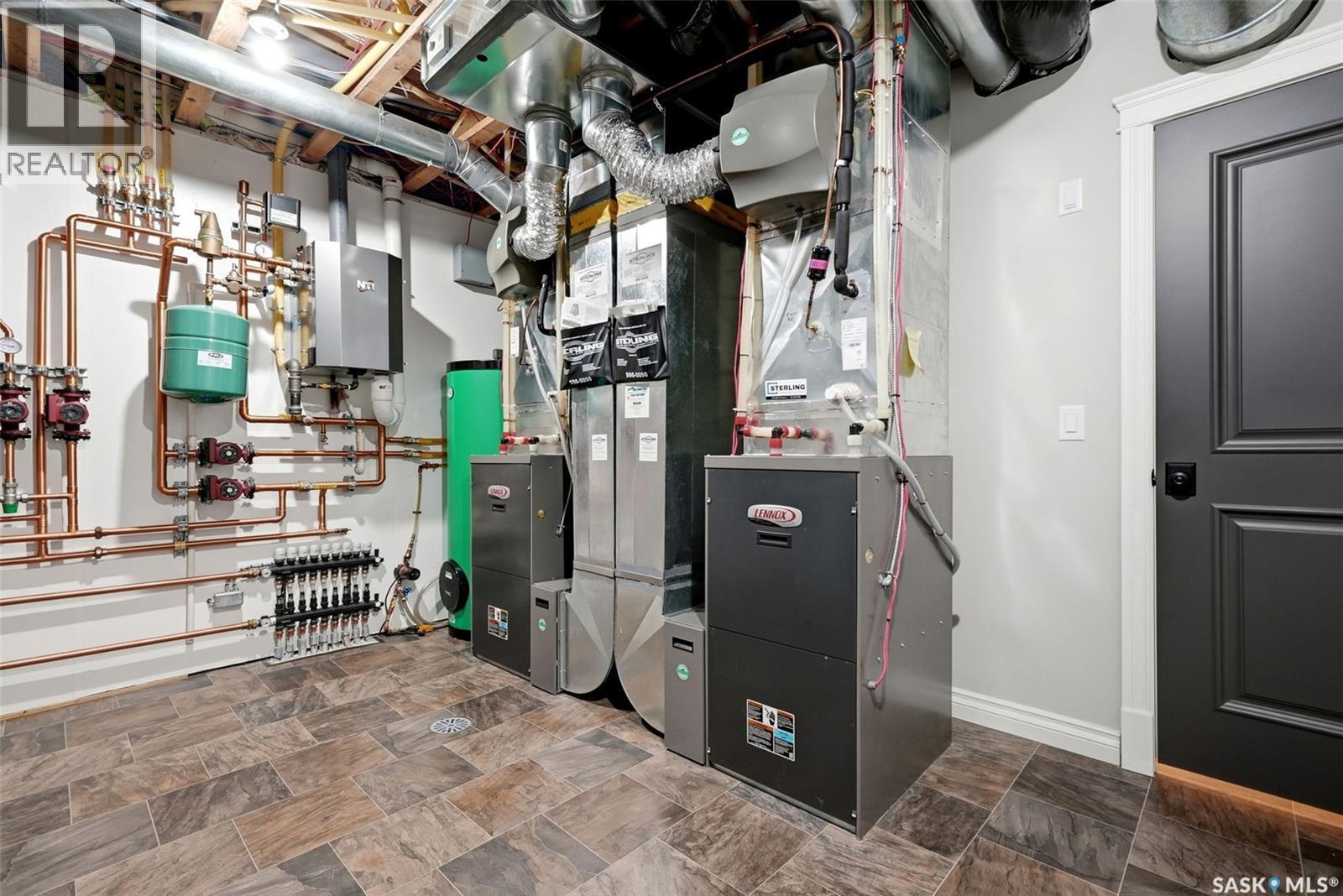 3505 Green Brook Road, Regina, SK - Indoor Photo Showing Basement