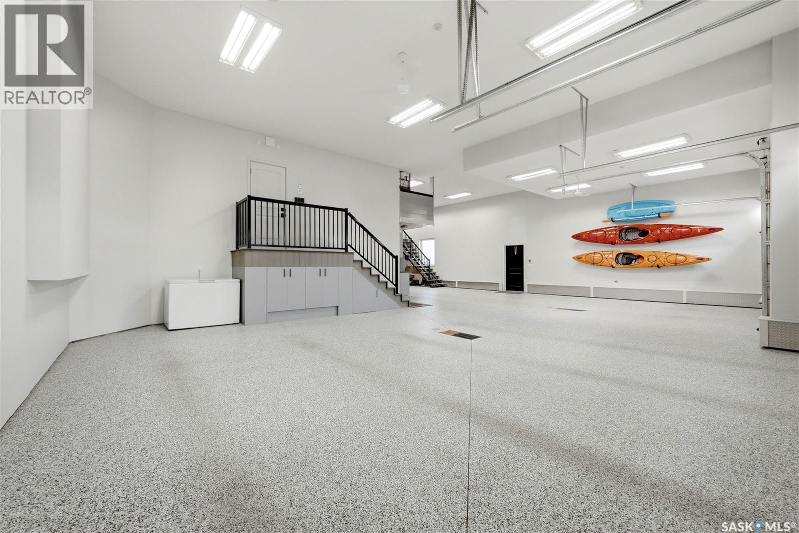 3505 Green Brook Road, Regina, SK - Indoor Photo Showing Garage