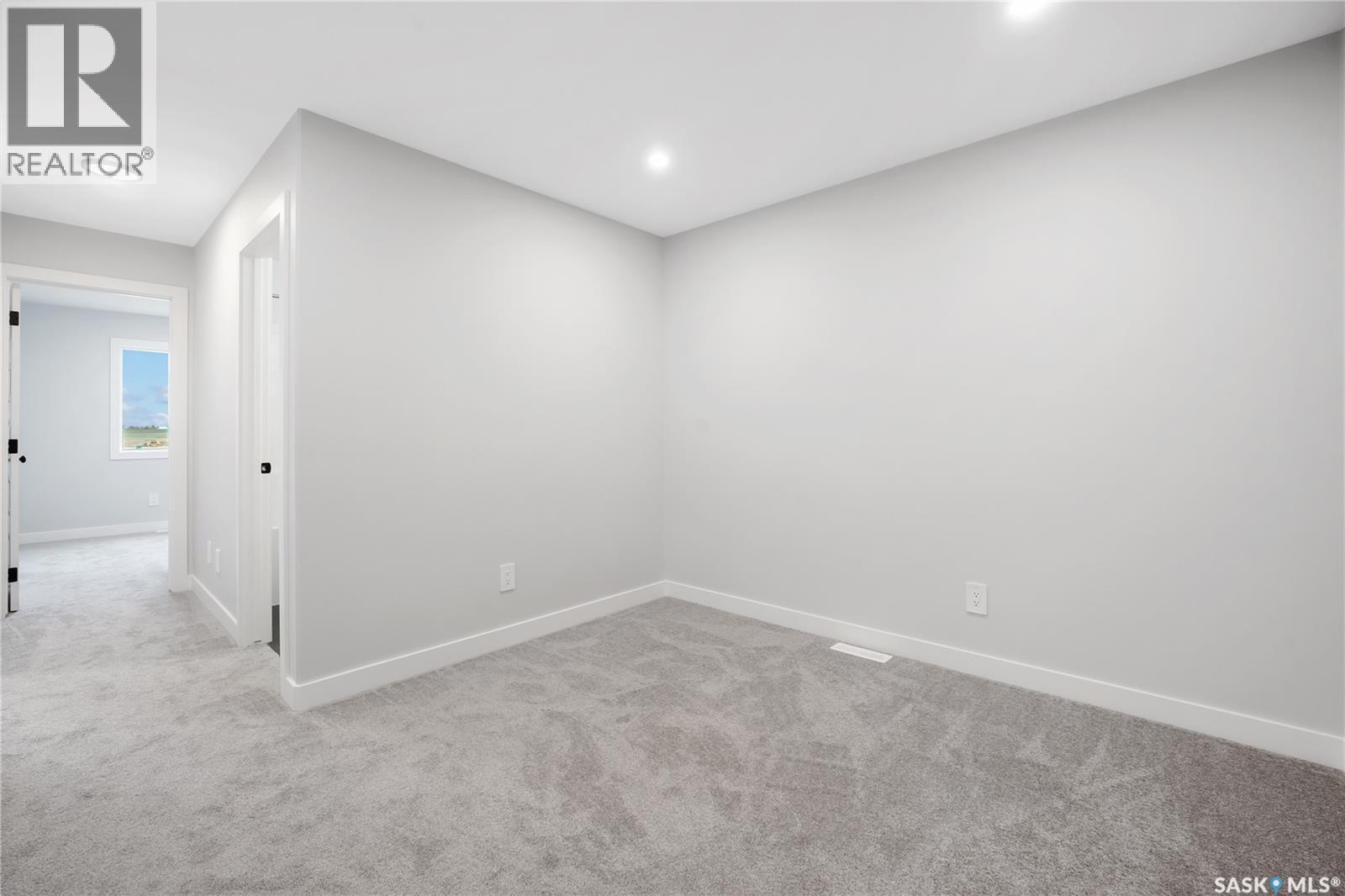 2960 Green Turtle Road, Regina, SK - Indoor Photo Showing Other Room