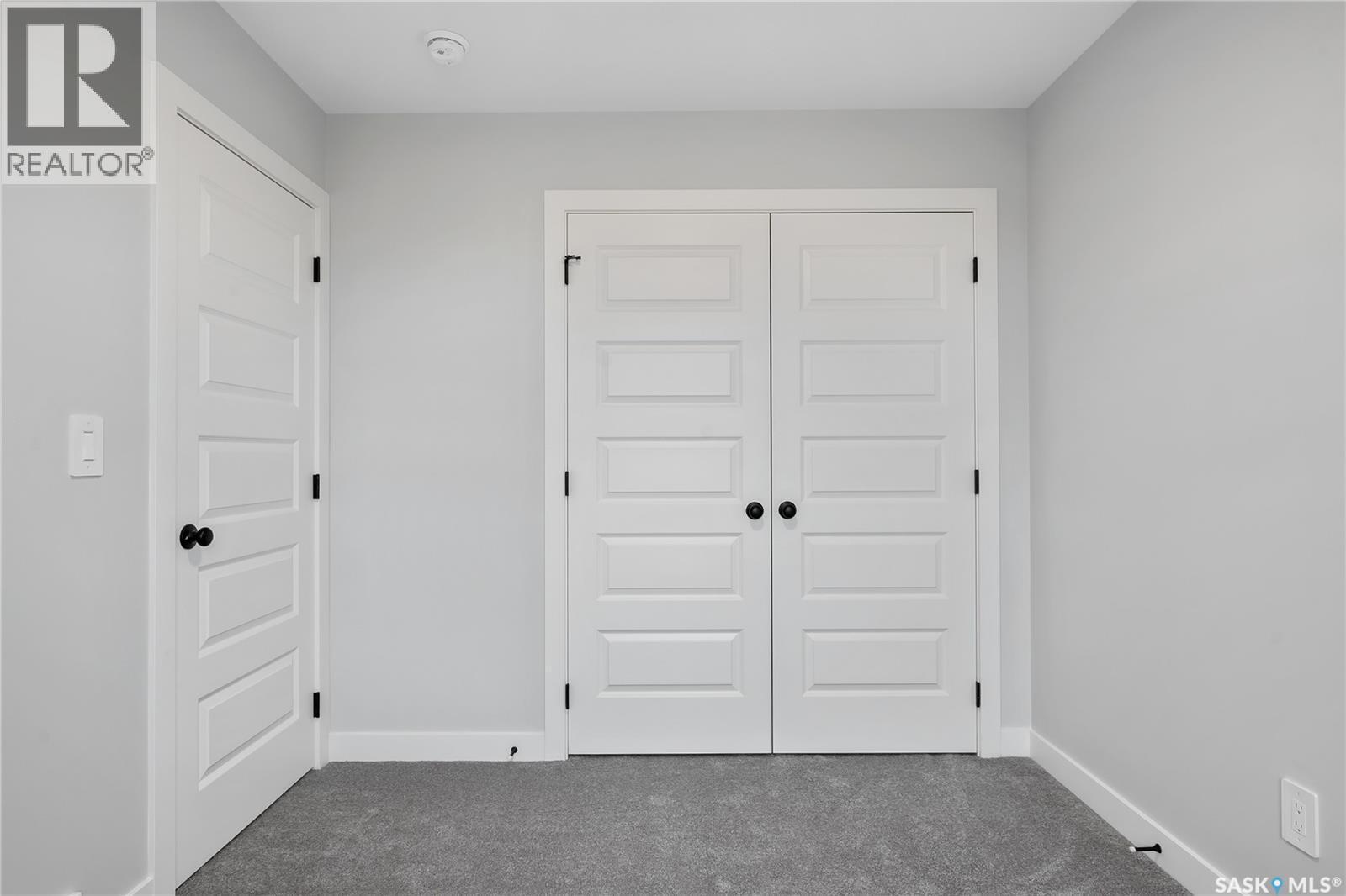 2960 Green Turtle Road, Regina, SK - Indoor Photo Showing Other Room