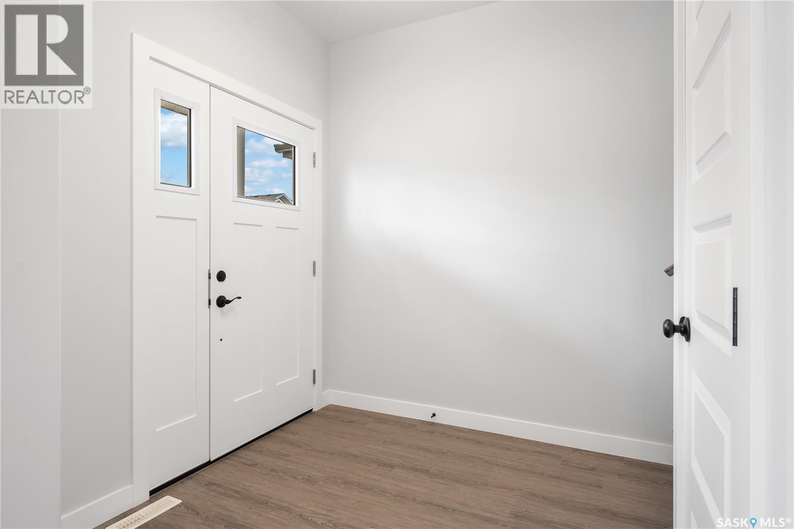 2960 Green Turtle Road, Regina, SK - Indoor Photo Showing Other Room