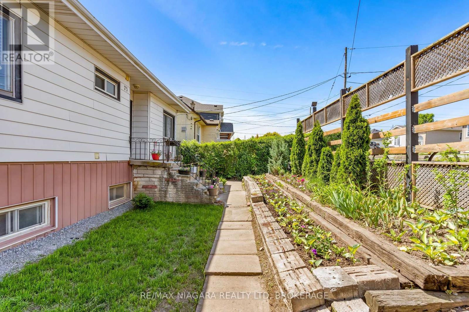 73 Hillview Road, St. Catharines (Western Hill), ON - Outdoor With Exterior