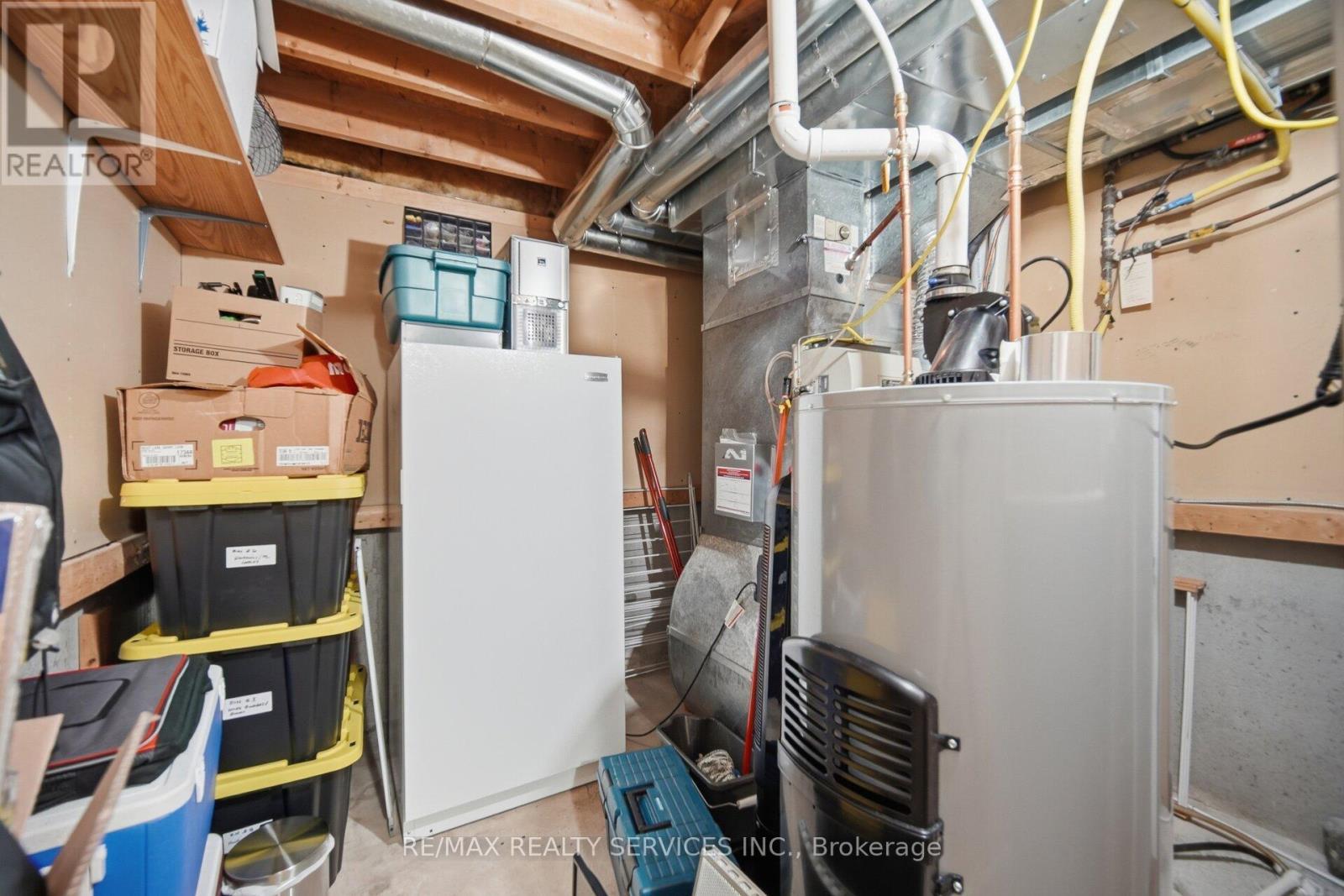 8 Paramount Place, Brampton, ON - Indoor Photo Showing Basement