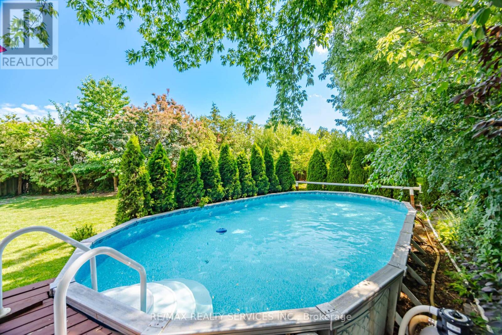 8 Paramount Place, Brampton, ON - Outdoor With Above Ground Pool With Backyard