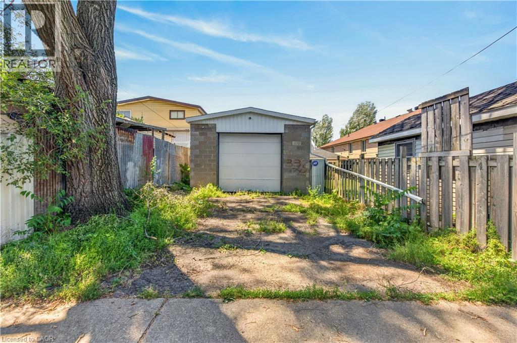 332 East Avenue N, Hamilton, ON - Outdoor