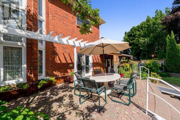 3 Stonegate Drive, Brampton, ON - Outdoor With Exterior