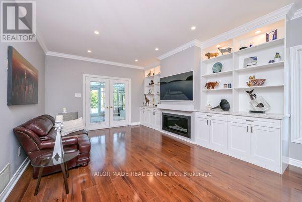 3 Stonegate Drive, Brampton, ON - Indoor Photo Showing Living Room With Fireplace