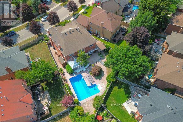 3 Stonegate Drive, Brampton, ON - Outdoor With In Ground Pool With View
