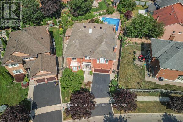 3 Stonegate Drive, Brampton, ON - Outdoor With In Ground Pool