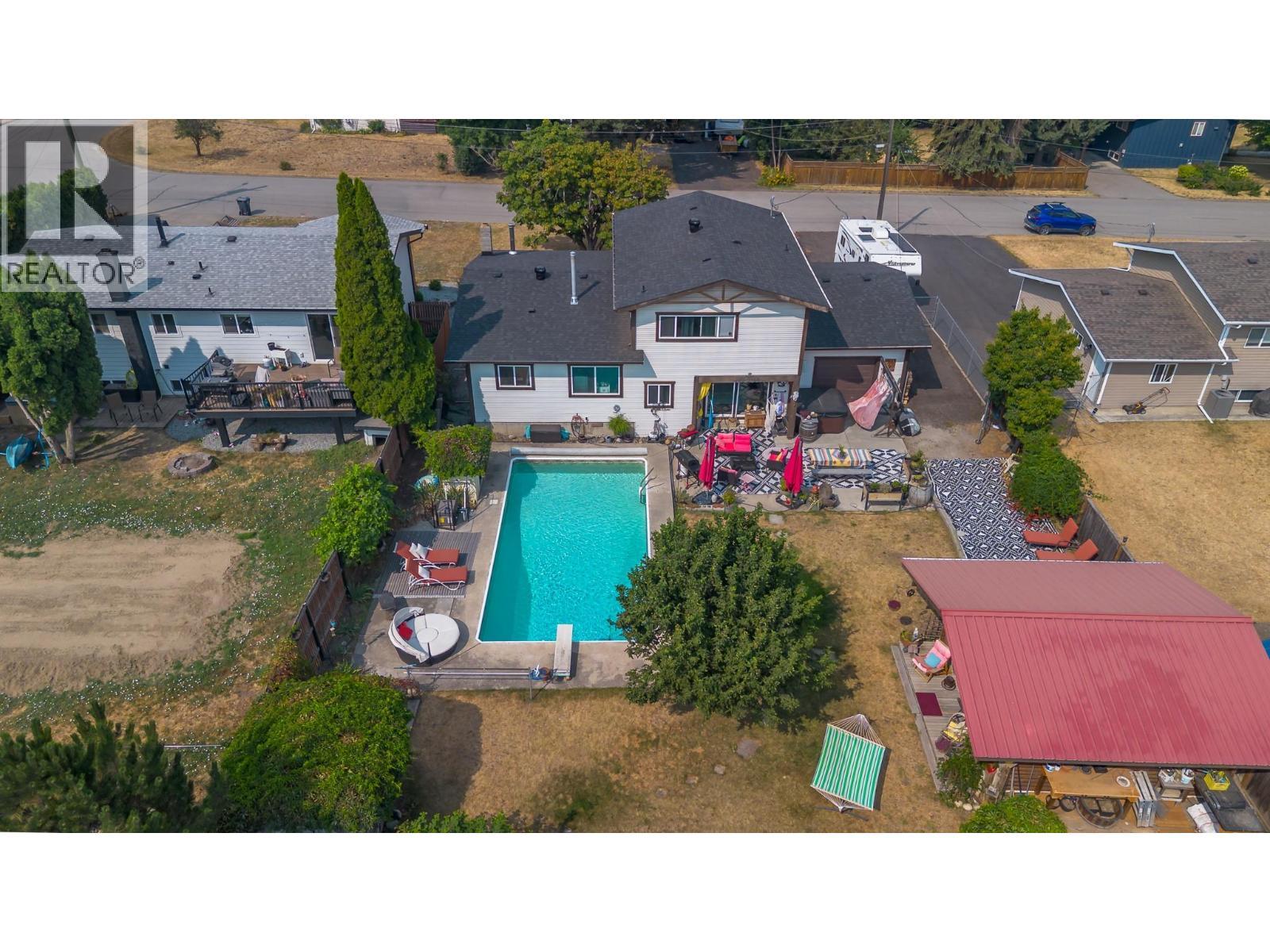 6415 Glendora Way, Coldstream, BC - Outdoor With In Ground Pool With View