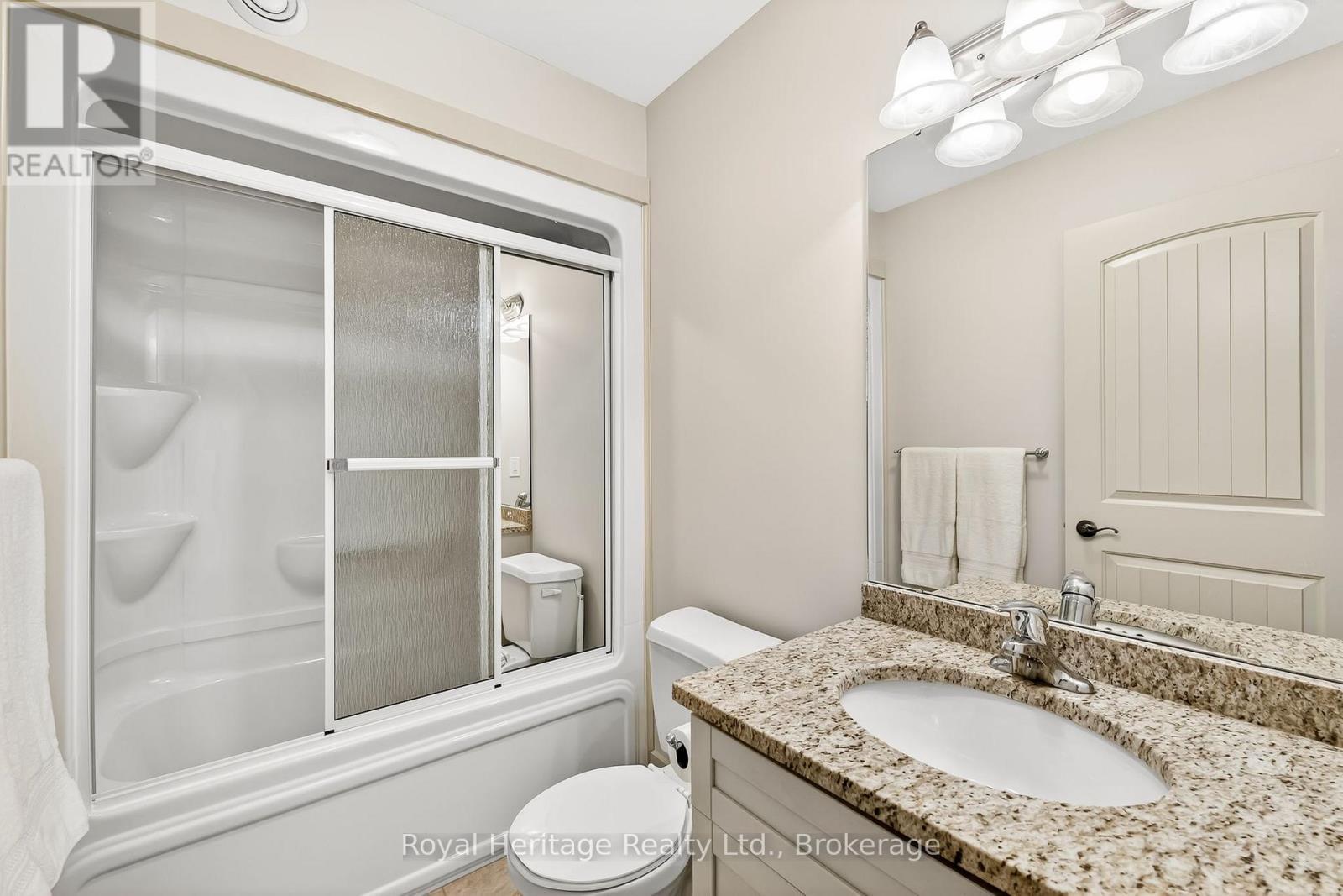 32 Edgewater Drive, Brighton, ON - Indoor Photo Showing Bathroom