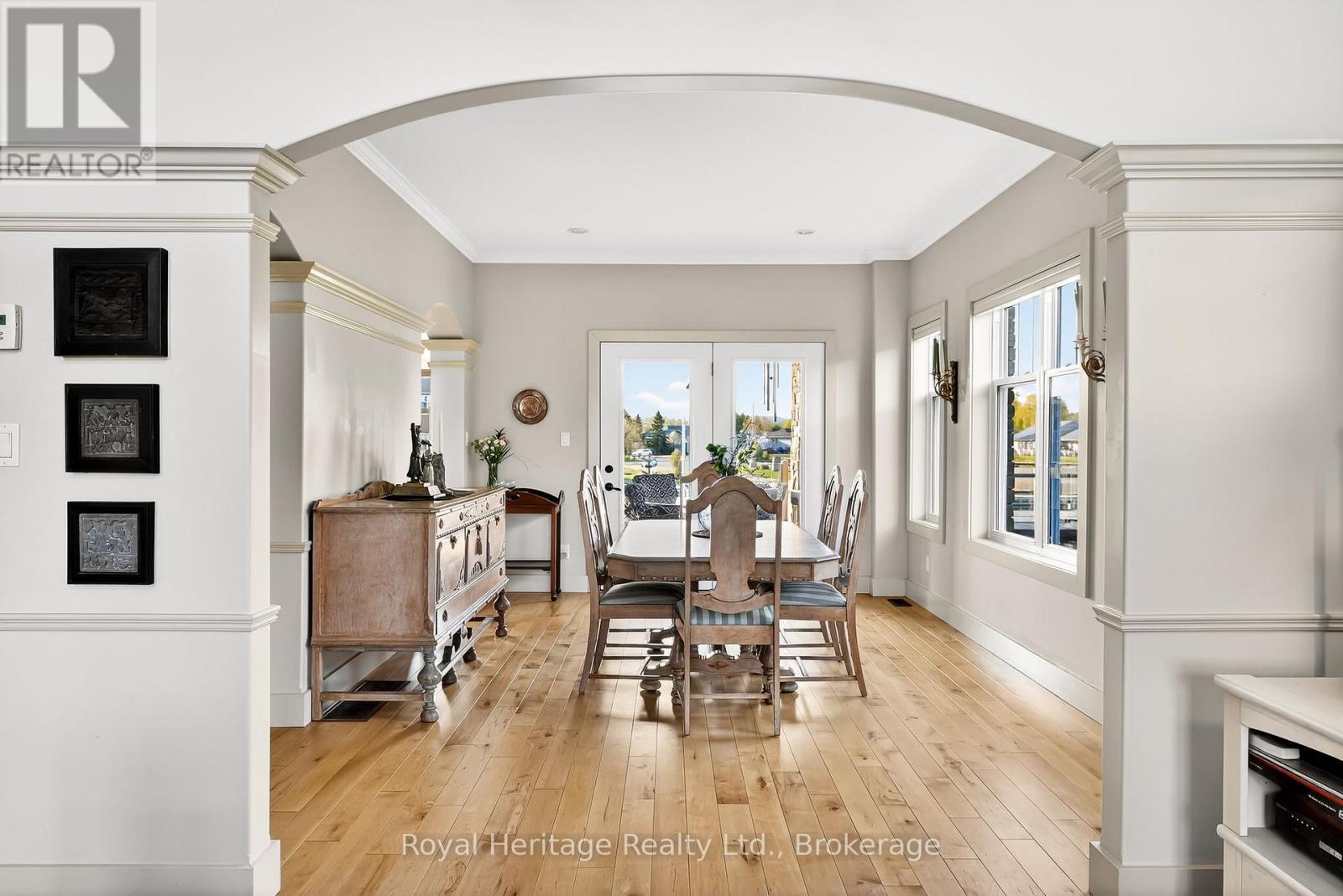 32 Edgewater Drive, Brighton, ON - Indoor Photo Showing Dining Room