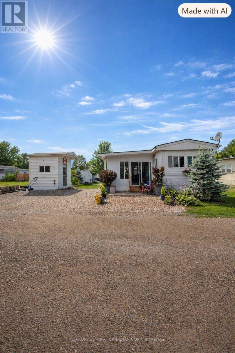 30 - 79681 Bluewater Highway, Central Huron (Goderich), ON - Outdoor