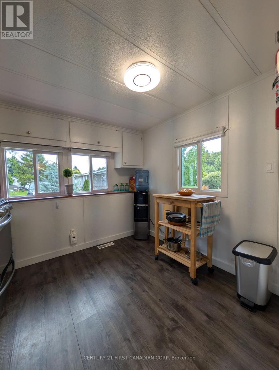 30 - 79681 Bluewater Highway, Central Huron (Goderich), ON - Indoor