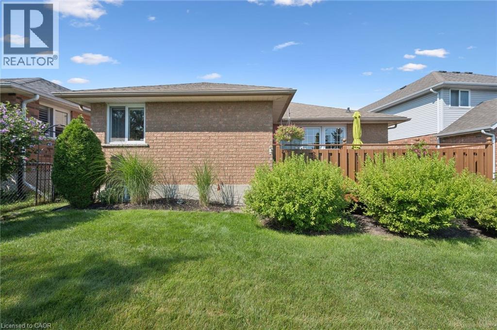 187 Westchester Drive, Kitchener, ON - Outdoor