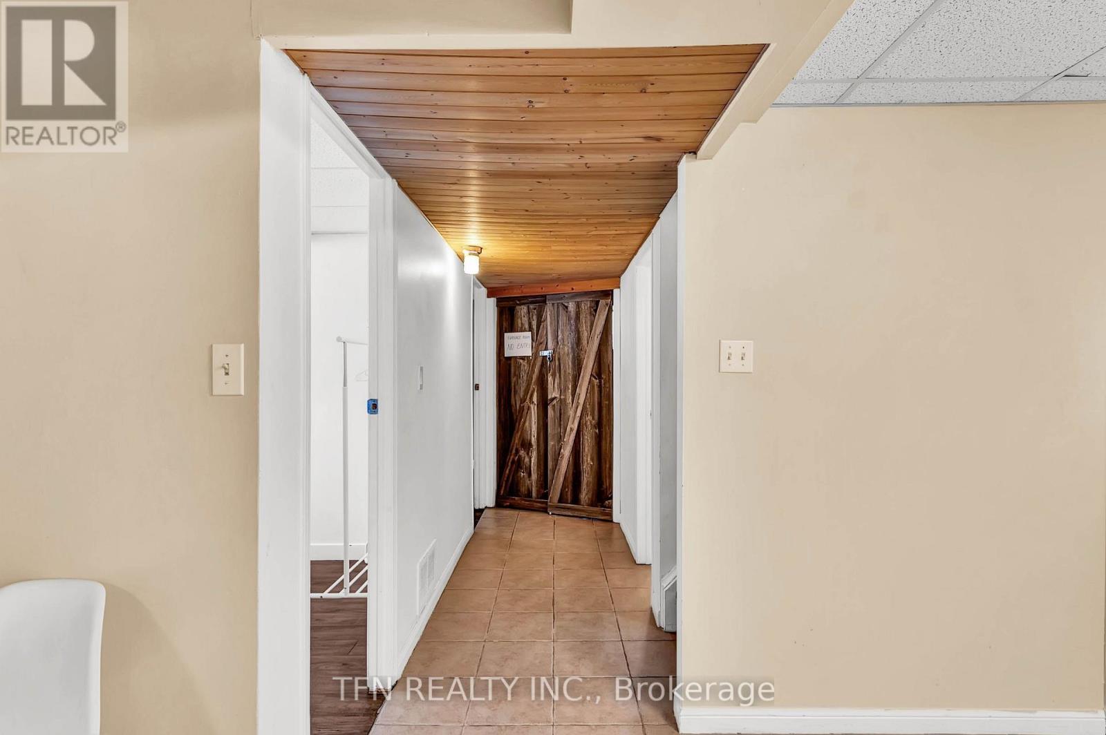 322 Concession Road W, Tiny, ON - Indoor Photo Showing Other Room