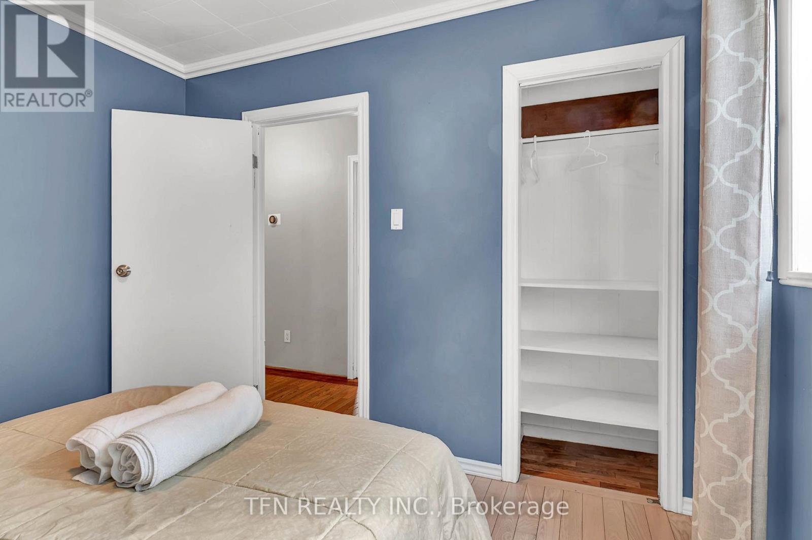 322 Concession Road W, Tiny, ON - Indoor Photo Showing Bedroom
