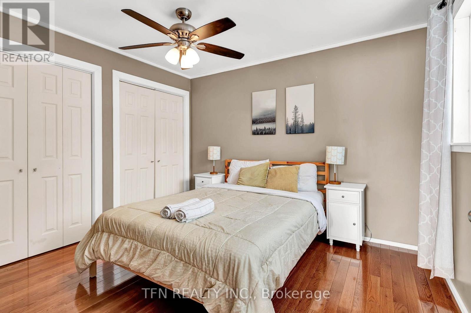 322 Concession Road W, Tiny, ON - Indoor Photo Showing Bedroom