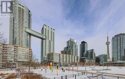 1501 - 21 ICEBOAT TERRACE N Toronto, ON M5V 4A9