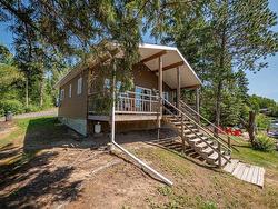 4 80 BAY POINT Road E Of Kenora, ON P0X 1H0