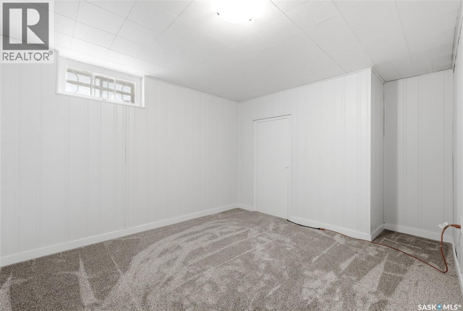4008 Regina Avenue, Regina, SK - Indoor Photo Showing Other Room