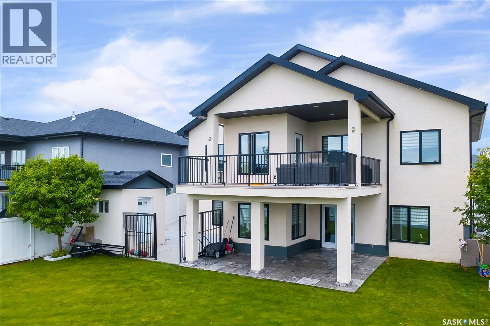 733 Gowan Road, Warman, SK - Outdoor