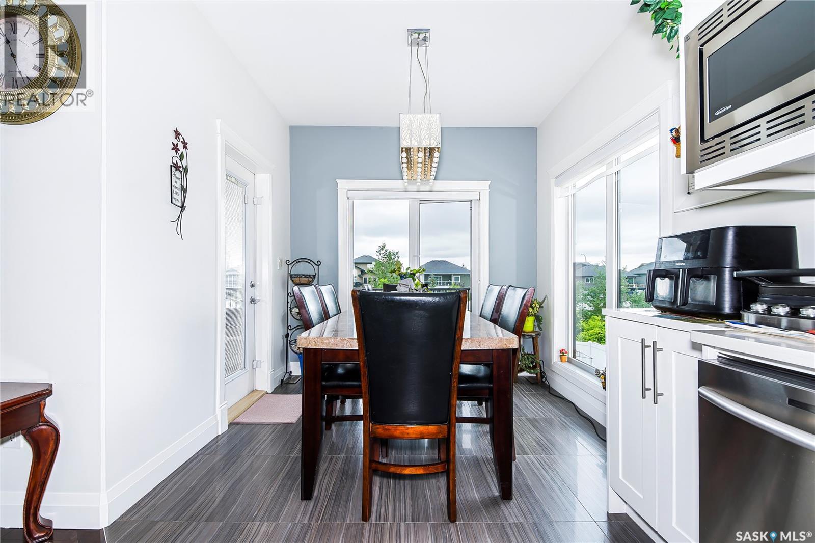 733 Gowan Road, Warman, SK - Indoor Photo Showing Dining Room