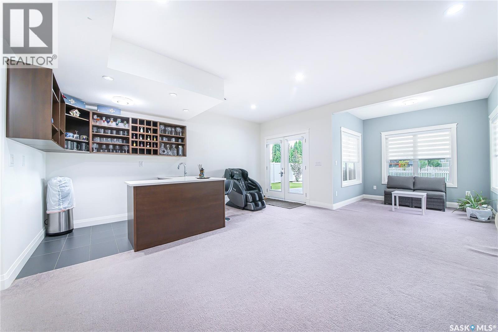 733 Gowan Road, Warman, SK - Indoor