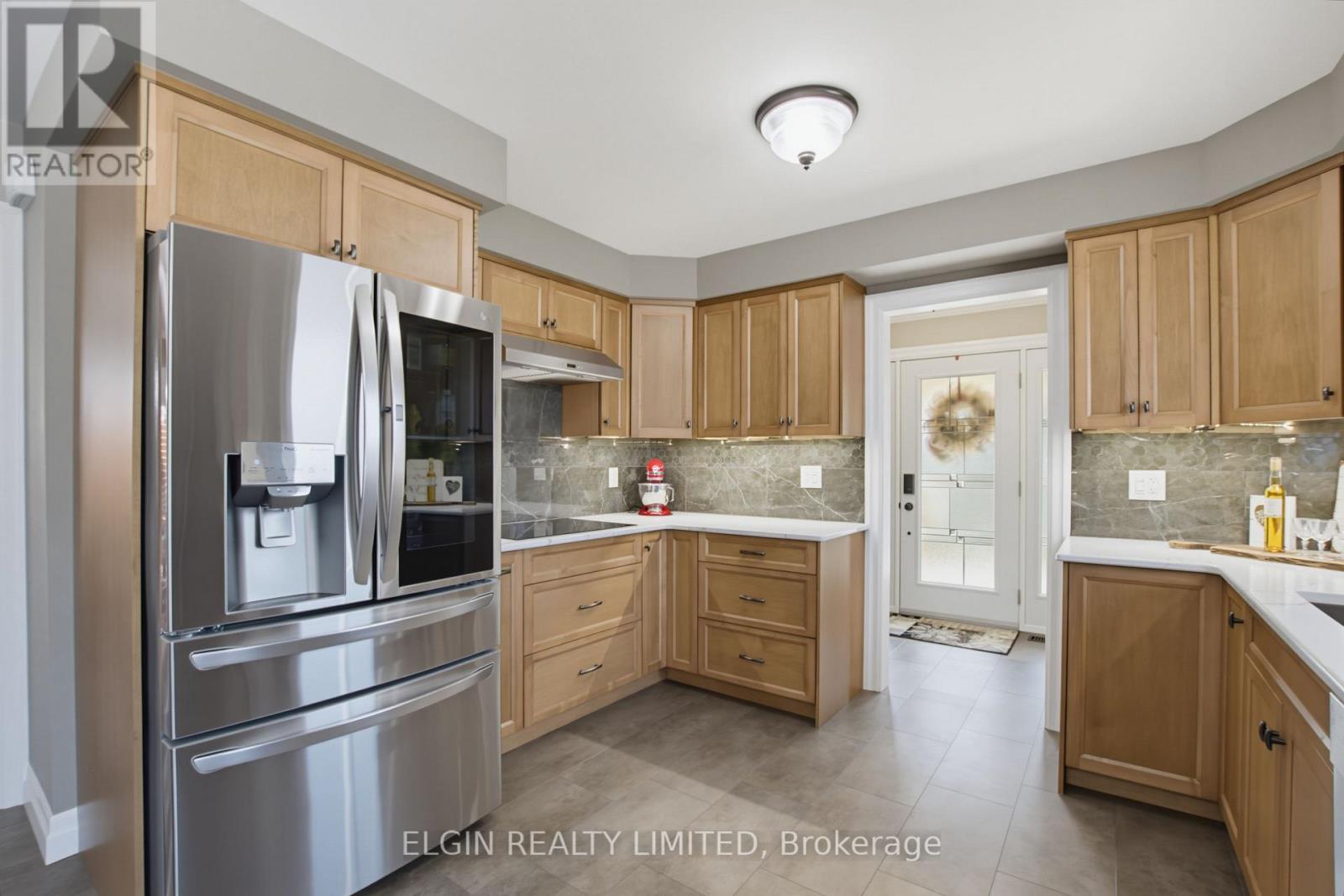 3 Trevithick Terrace, St. Thomas, ON - Indoor Photo Showing Kitchen
