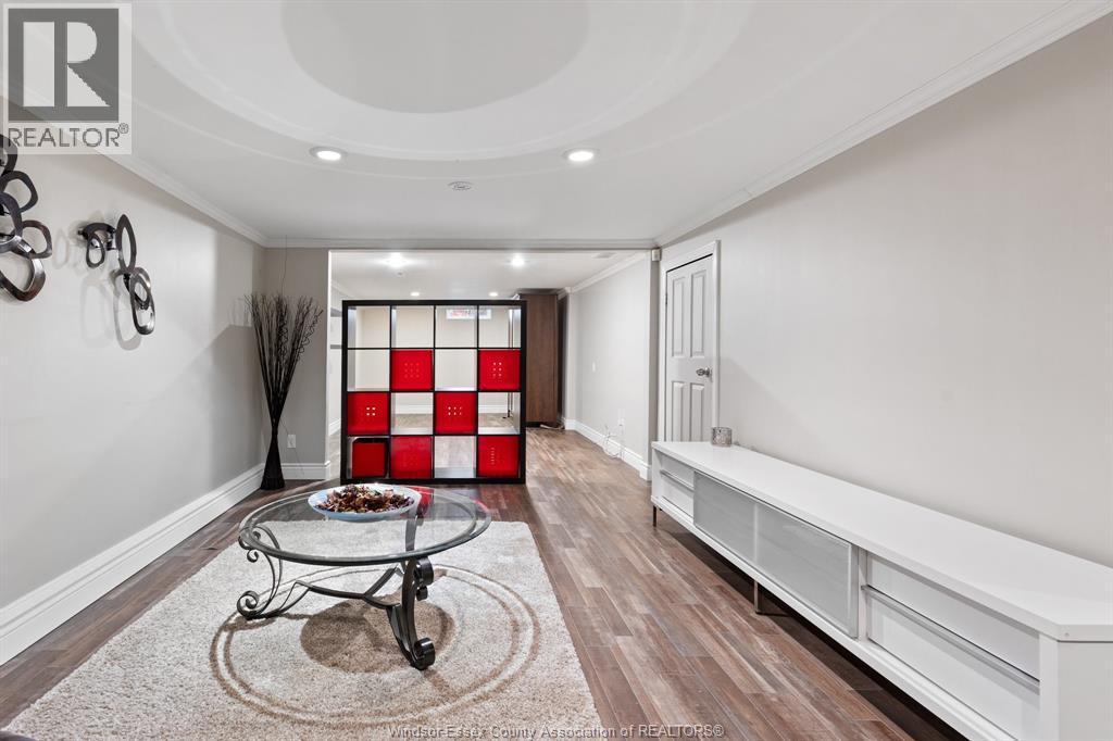 462 Dormar Drive, Windsor, ON - Indoor Photo Showing Other Room