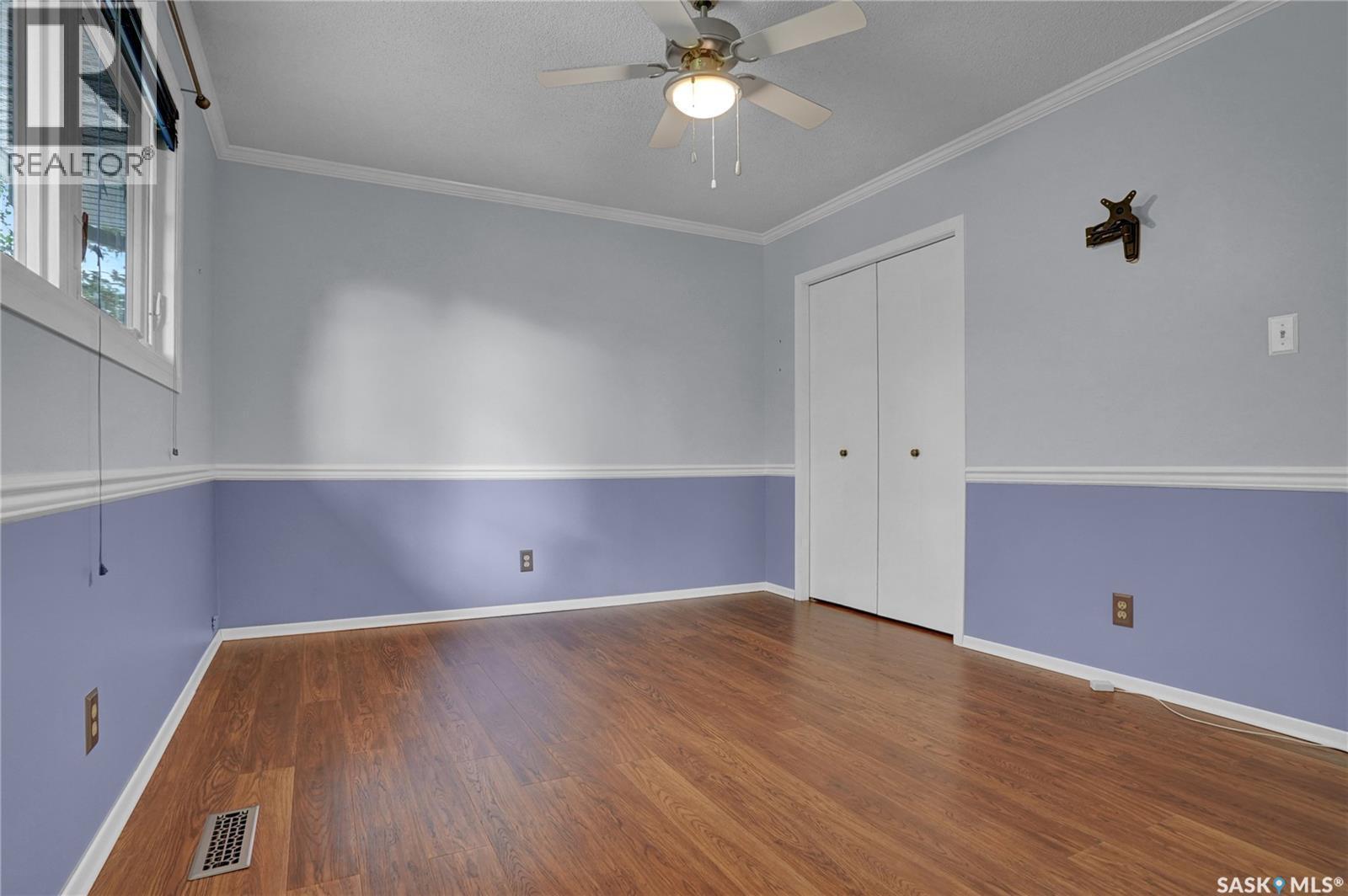 6015 7Th Avenue N, Regina, SK - Indoor Photo Showing Other Room