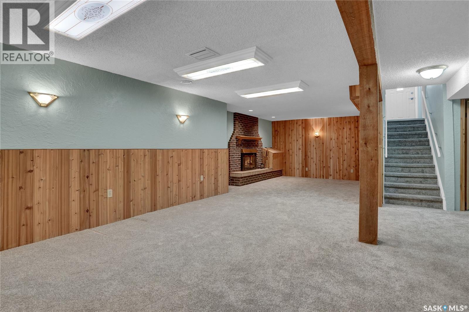 6015 7Th Avenue N, Regina, SK - Indoor