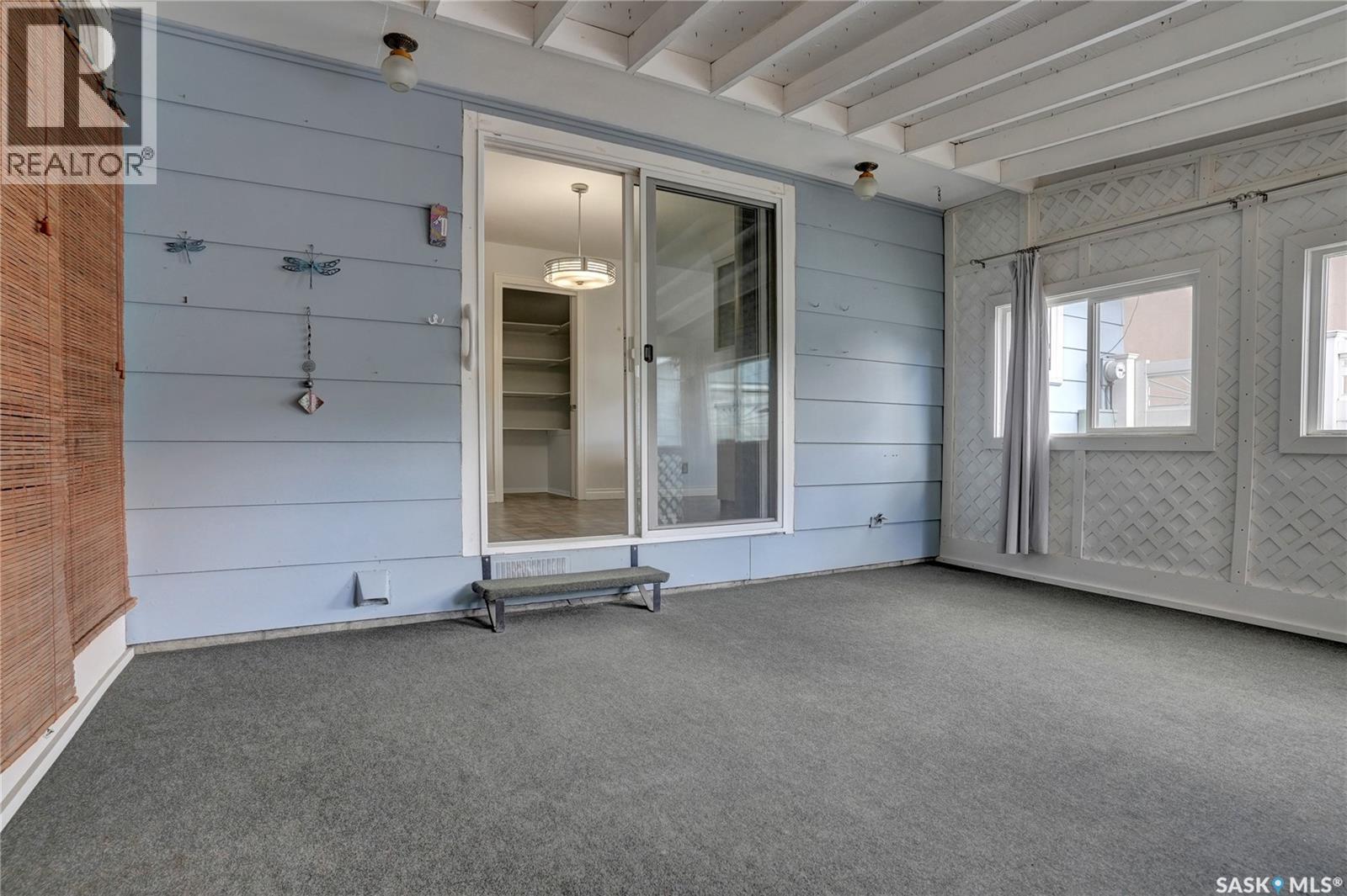 6015 7Th Avenue N, Regina, SK -