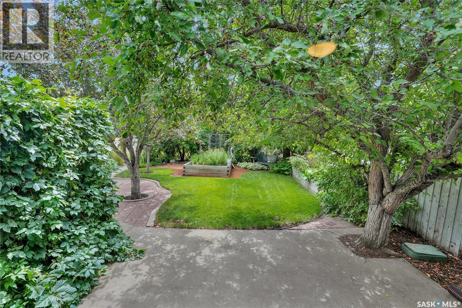 6015 7Th Avenue N, Regina, SK - Outdoor