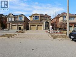 584 PINERY Trail Waterloo, ON N2V 2Y3