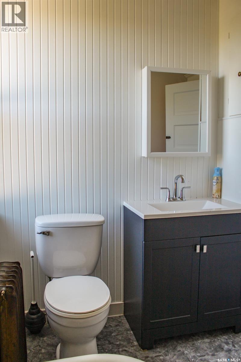420 Burrows Avenue W, Melfort, SK - Indoor Photo Showing Bathroom
