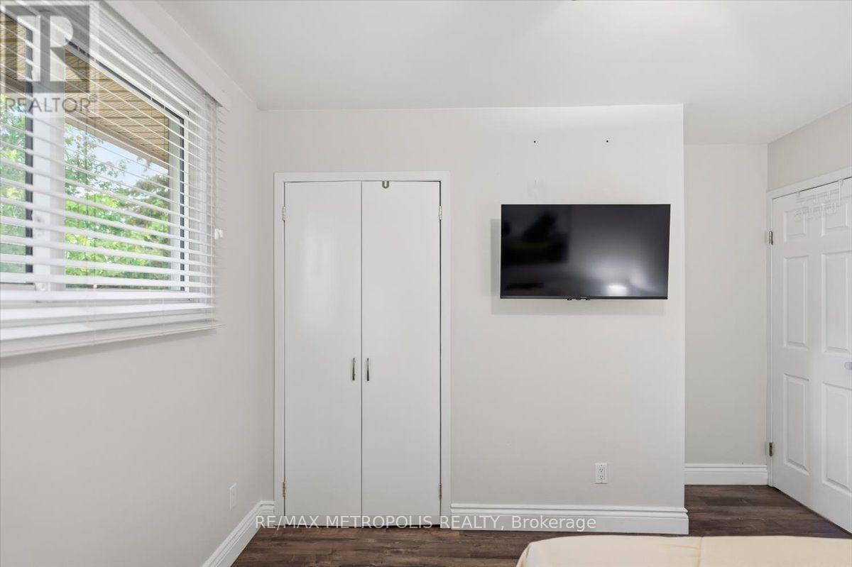 615 Dogwood Lane, Waterloo, ON - Indoor Photo Showing Other Room